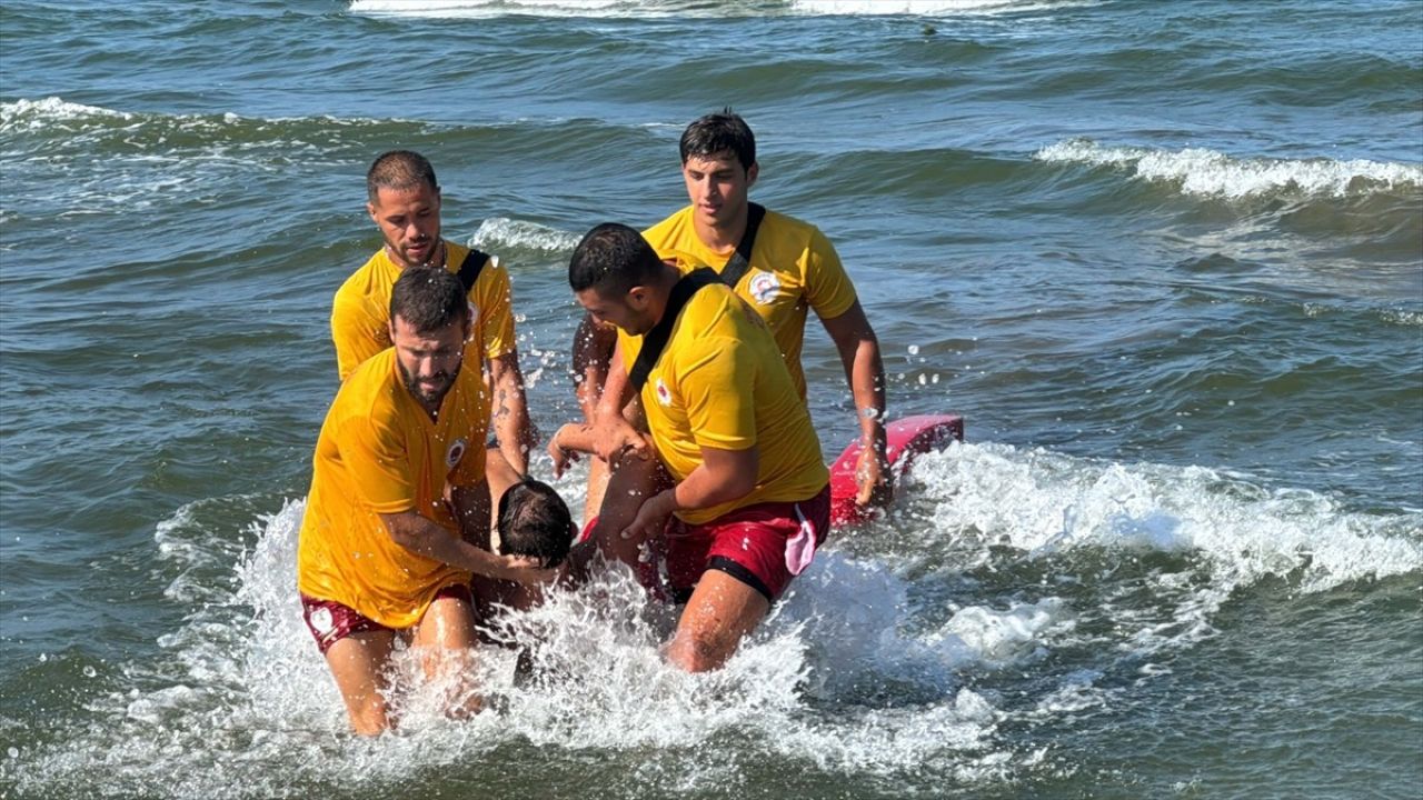 Samsun'da Cankurtaranlar Yaz Sezonunda 293 Kişiyi Kurtardı