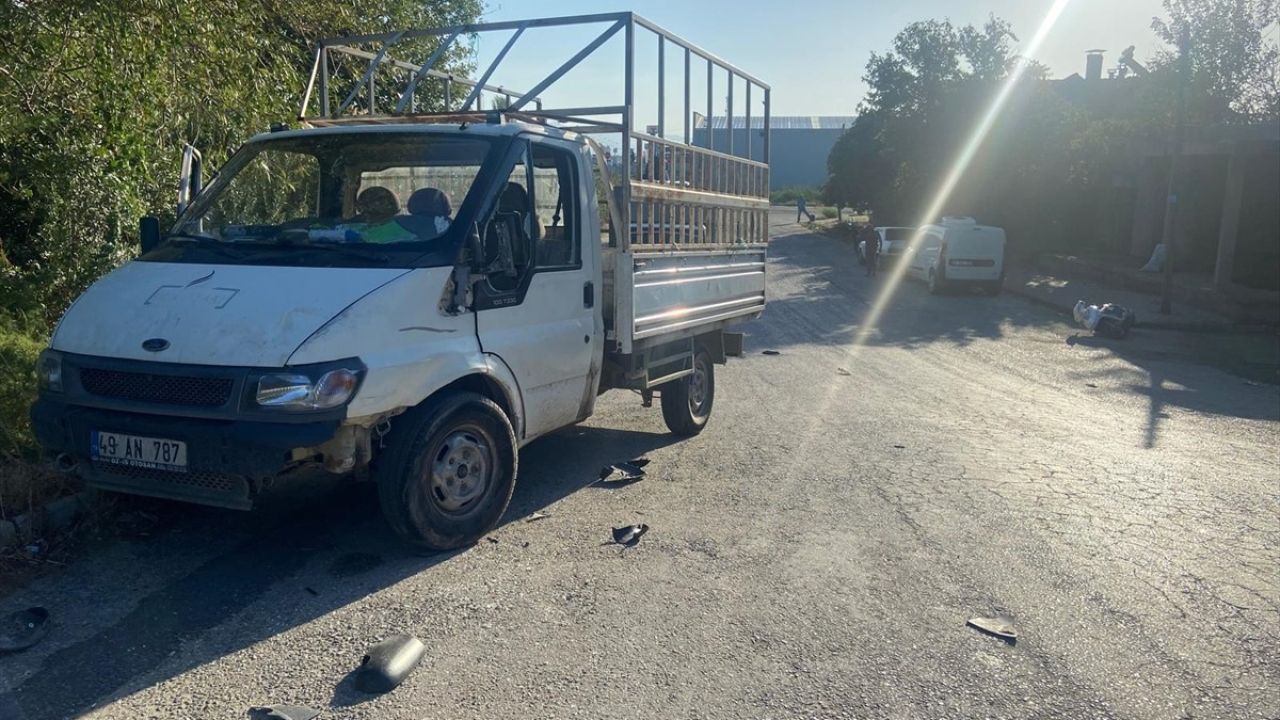 Manisa'da 14 Yaşındaki Motosiklet Sürücüsü Trajik Kaza Sonucu Hayatını Kaybetti