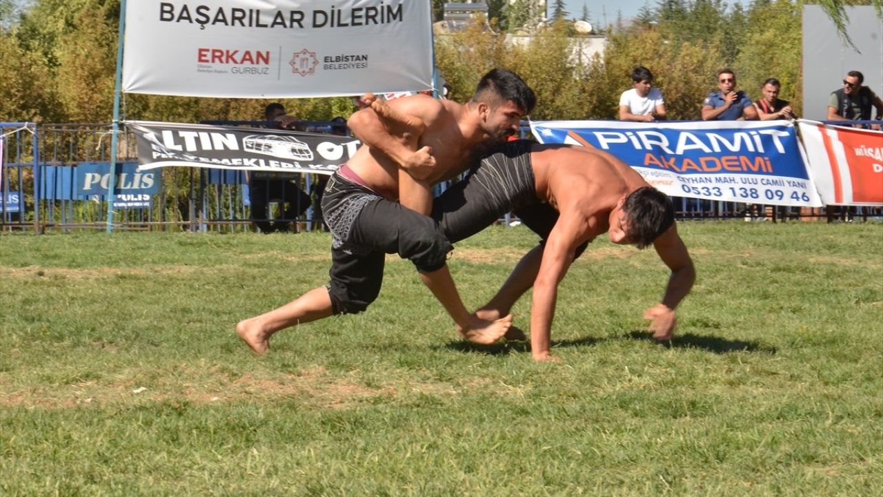 Kahramanmaraş'ta Uluslararası Karakucak Güreş Festivali Coşkusu