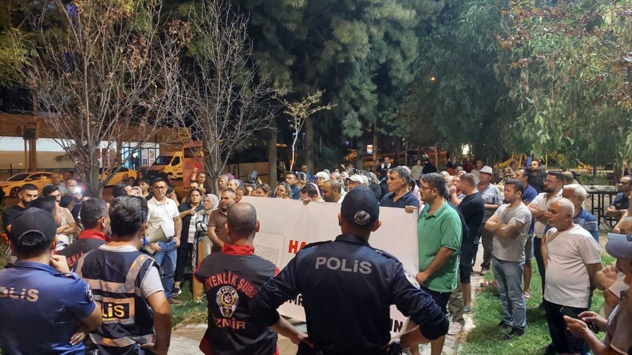 İzmir'de Katı Atık Tesisi Protestosu