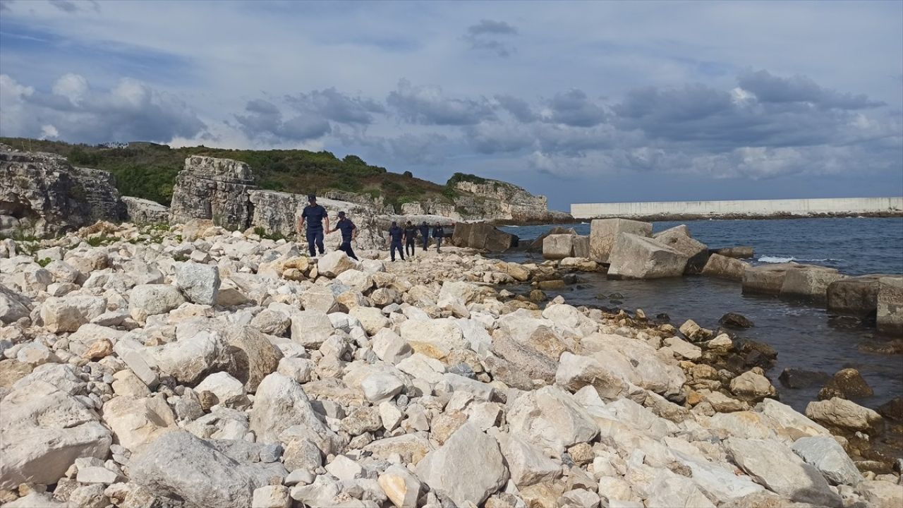 Kandıra'daki Tekne Kazasında Balıkçı Kayboldu