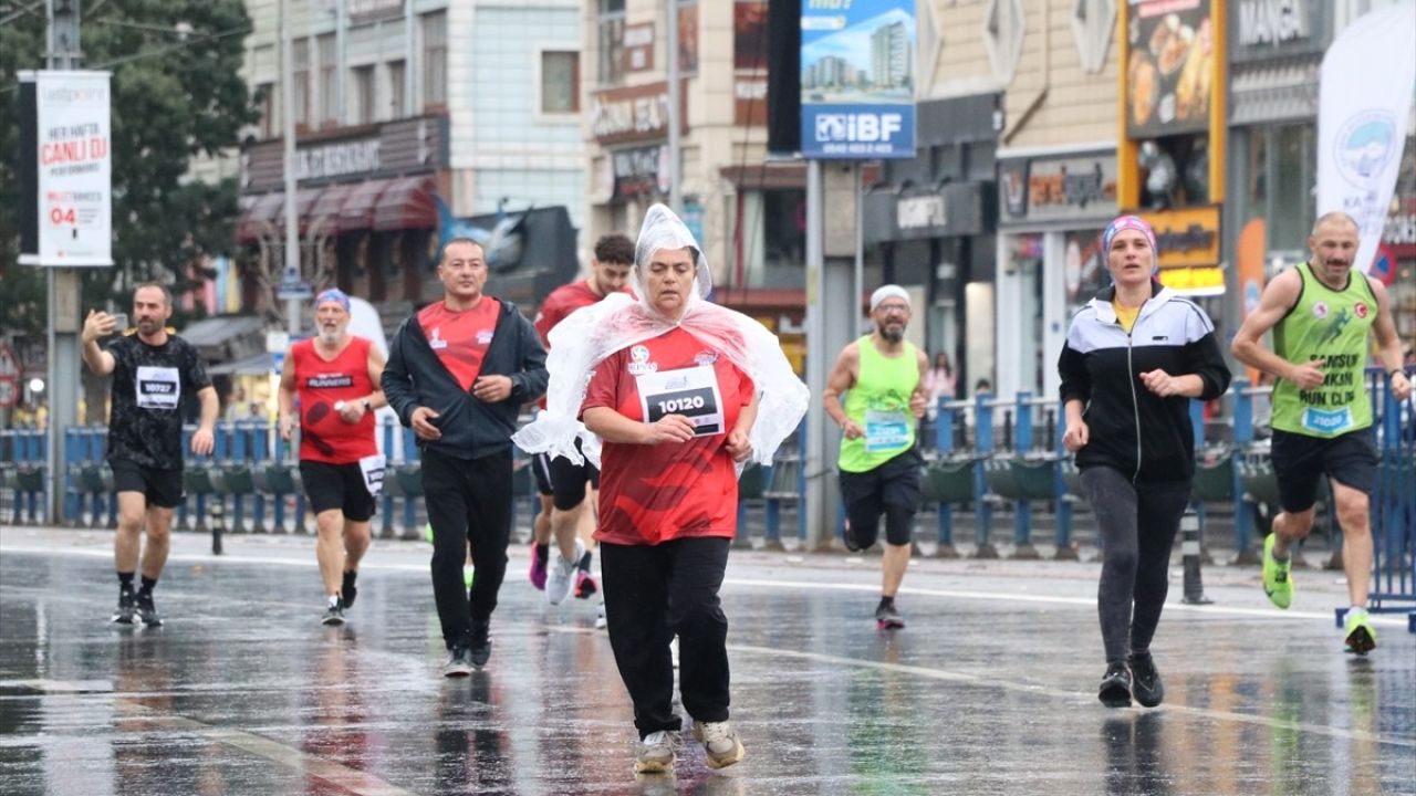 4. Uluslararası Kayseri Yarı Maratonu Başarıyla Gerçekleşti