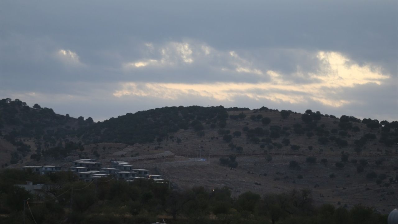 Siirt'teki Işık Hadisesi Yağmurla İlgili Gözlemlenemedi