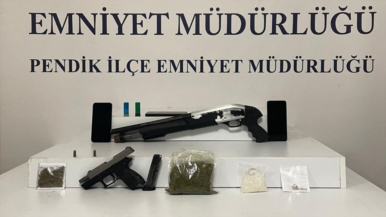 Pendik'te Uyuşturucu Operasyonu: 3 Kişi Gözaltına Alındı