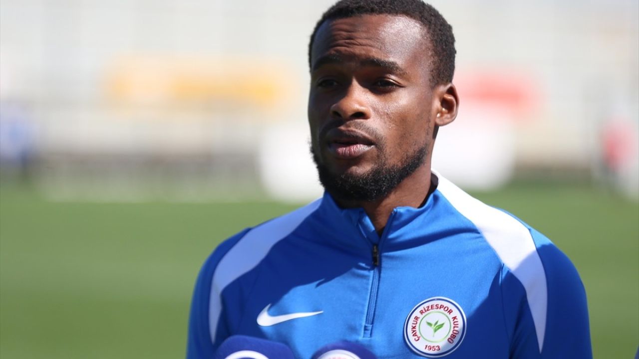 İbrahim Olawoyin: 'Çaykur Rizespor Olarak Alanyaspor Maçına Hazırız'