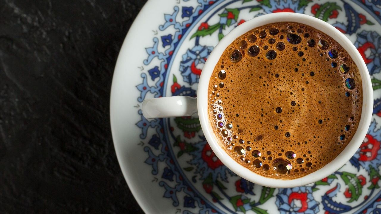 Köpüklü Türk kahvesinin püf noktası ortaya çıktı! Meğer bunu yanlış yapıyormuşuz