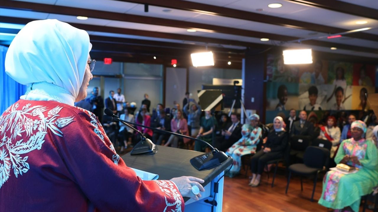 Emine Erdoğan'dan Küresel Çocuk Koruma Çağrısı