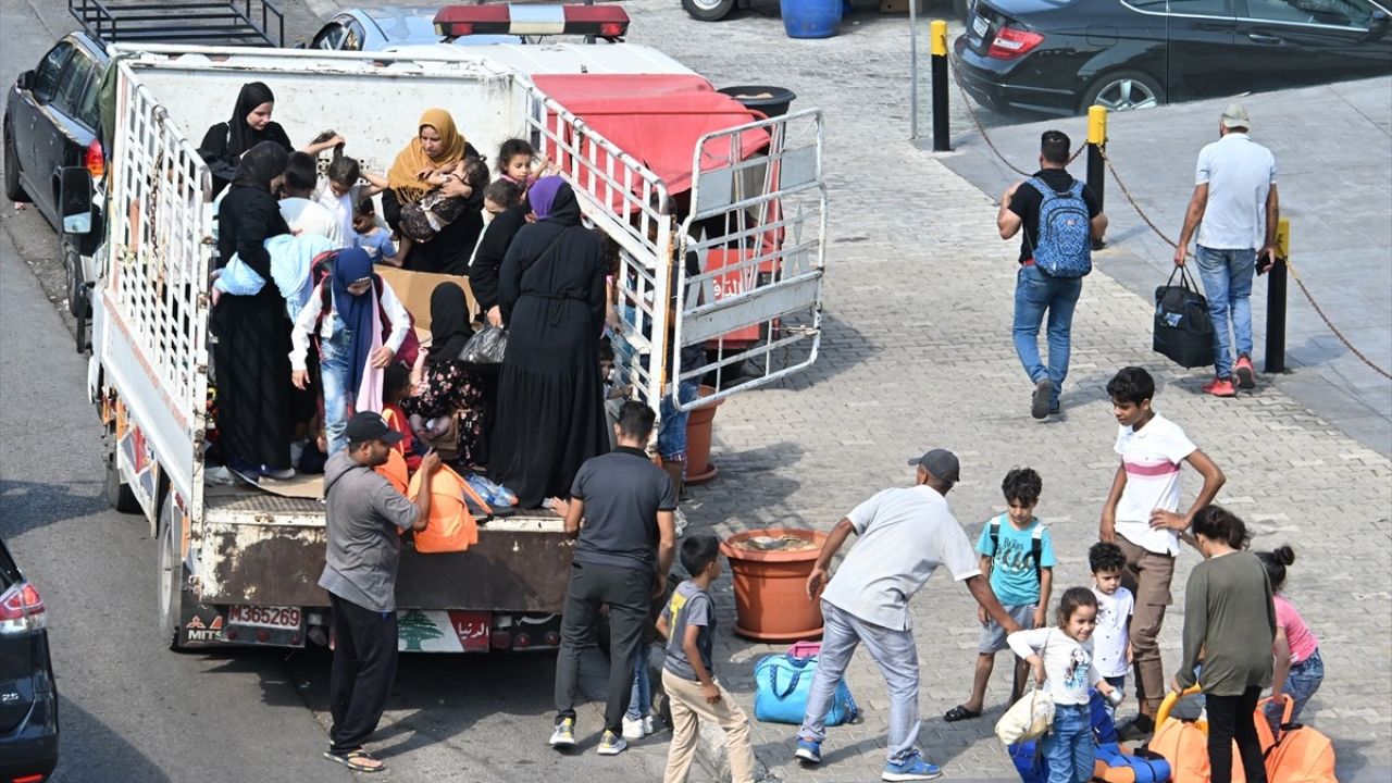 İsrail Bombardımanından Kaçan Lübnanlıların Dramı