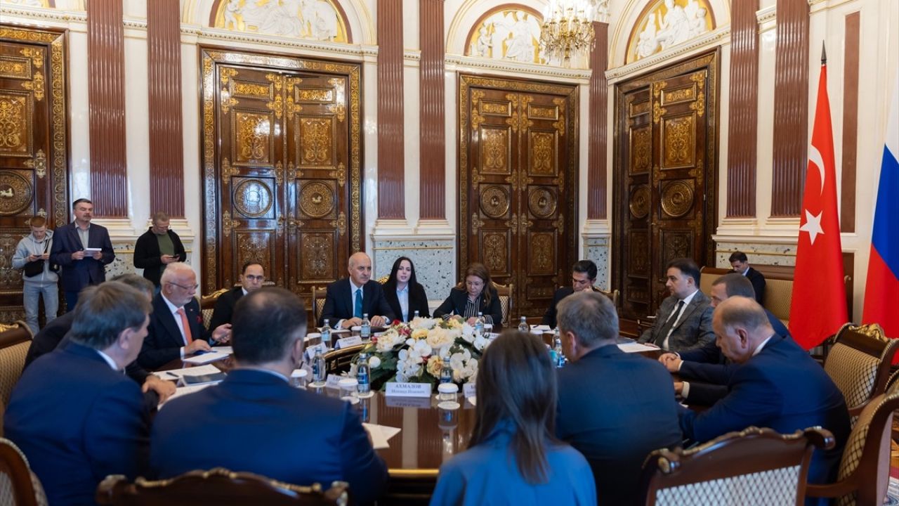 TBMM Başkanı Numan Kurtulmuş, St. Petersburg'da Önemli Görüşmeler Gerçekleştirdi