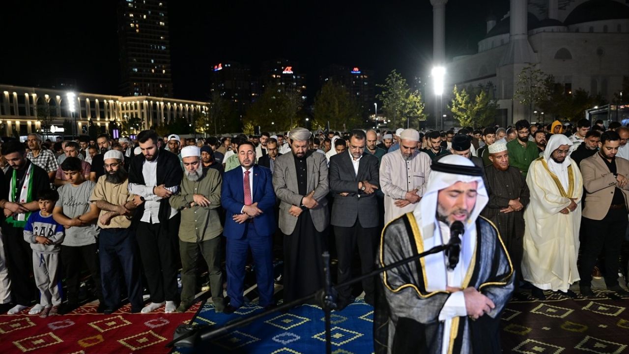 İstanbul'da Gazze İçin Protesto Mitingi Düzenlendi