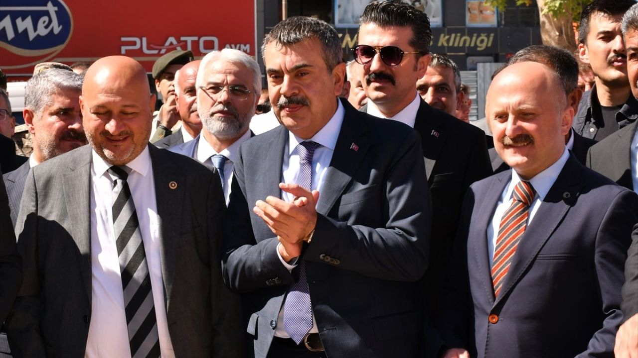 Milli Eğitim Bakanı Tekin, Adıyaman'da Yeni Eğitim Müfredatını Tanıttı