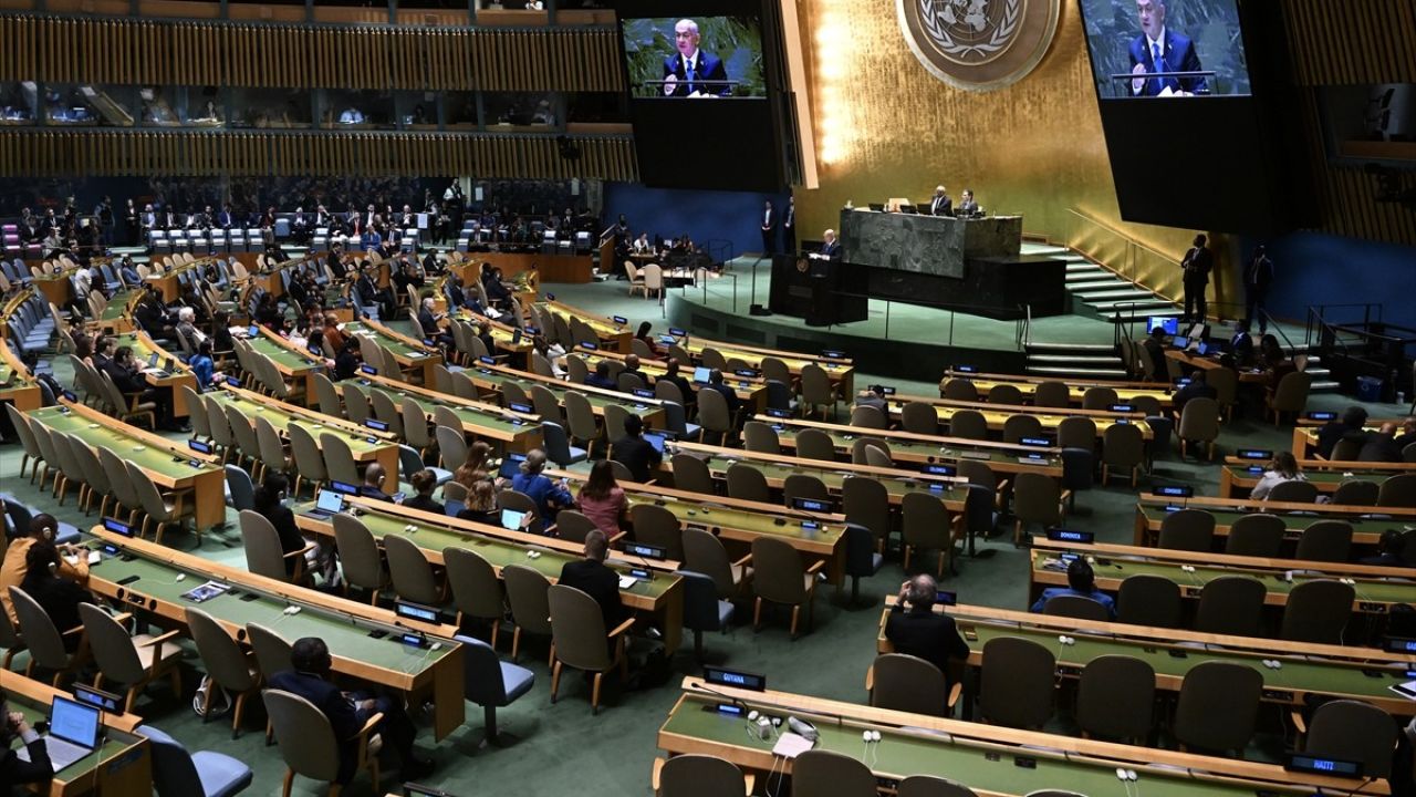 Türk Delegasyonundan Netanyahu'nun Konuşmasına Protesto