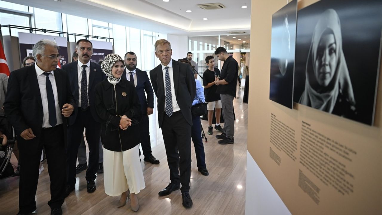 Türk Kadın Öncüleri Sergisi Açıldı