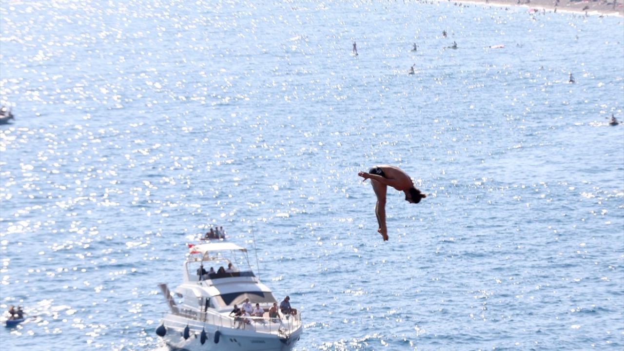 Antalya'da Red Bull Cliff Diving Dünya Serisi Heyecanı