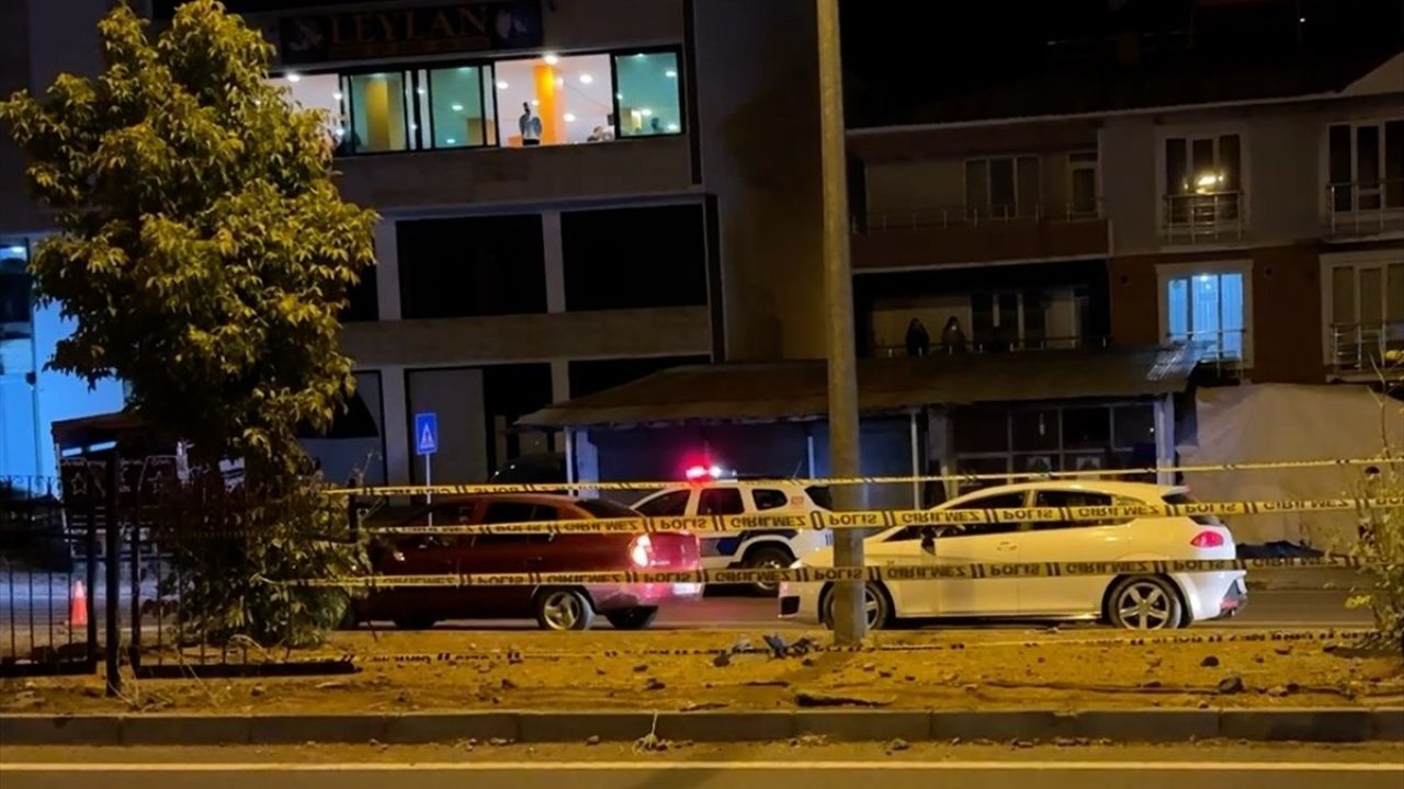 Bingöl'de Üniversite Öğrencisi Trafik Kazasında Hayatını Kaybetti