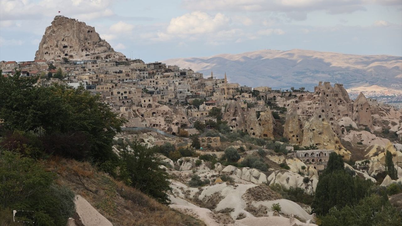 Kapadokya Uçhisar Kalesi'ni 211 Bin Turist Ziyaret Etti