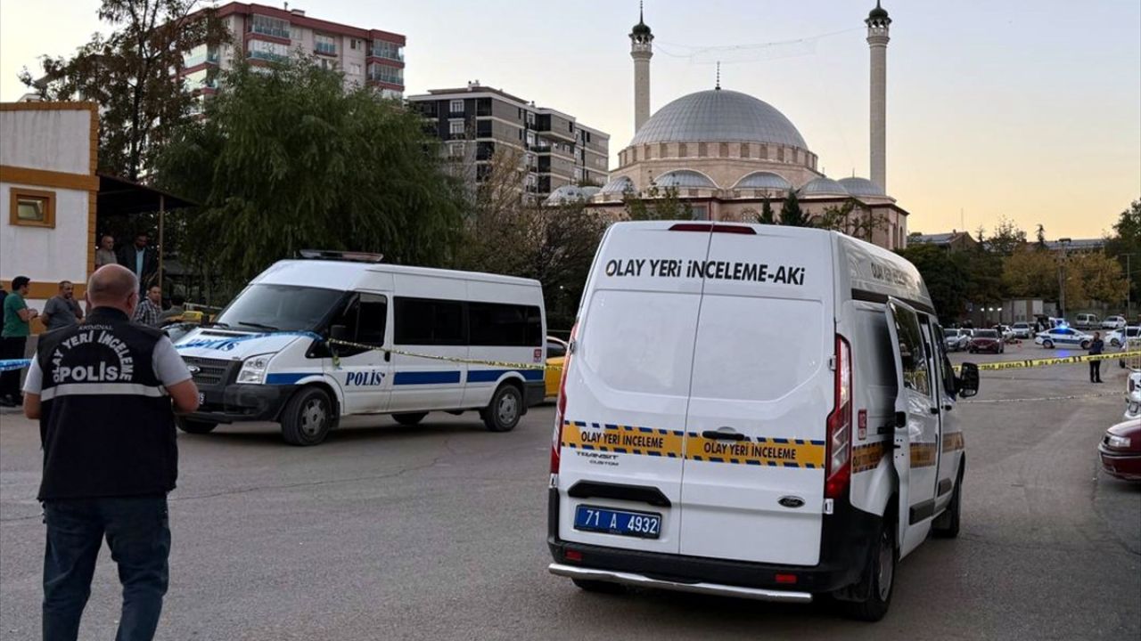 Kırıkkale'de Trajik Olay: Nişanlısını Yaralayıp İntihar Etti