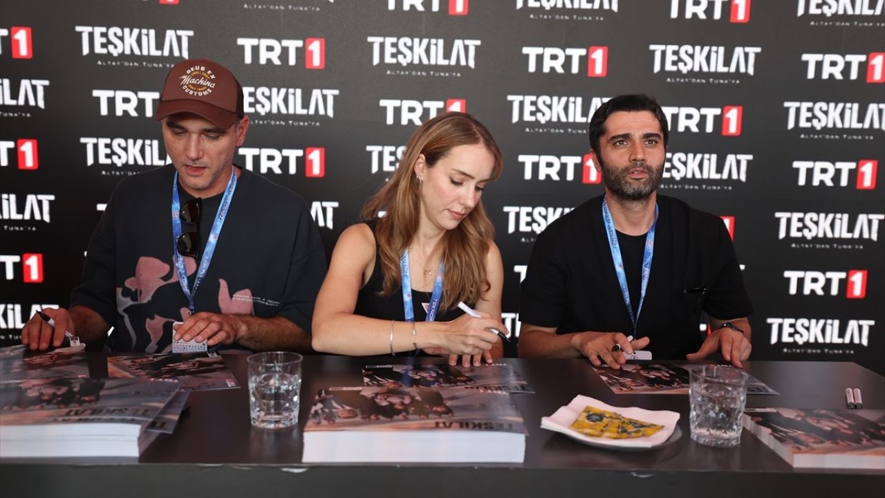 Teşkilat Oyuncuları TEKNOFEST'te Hayranlarıyla Buluştu