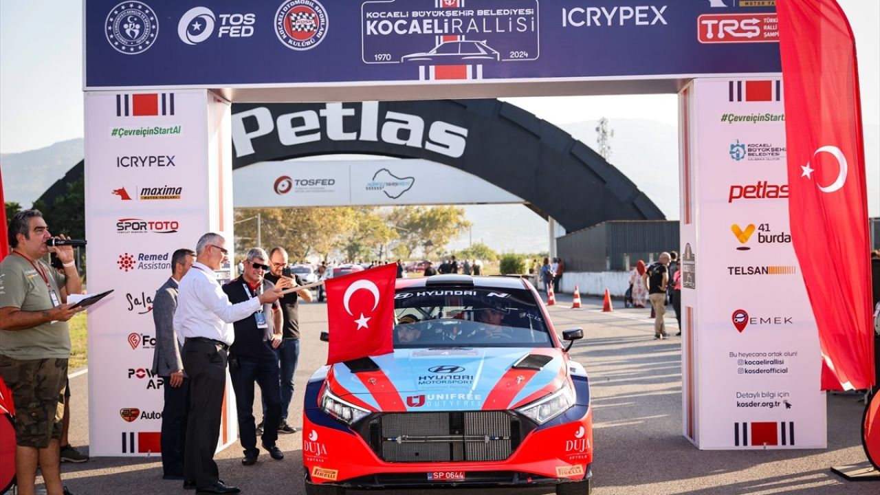 41. Kocaeli Rallisi'nin Seremonik Startı Gerçekleşti