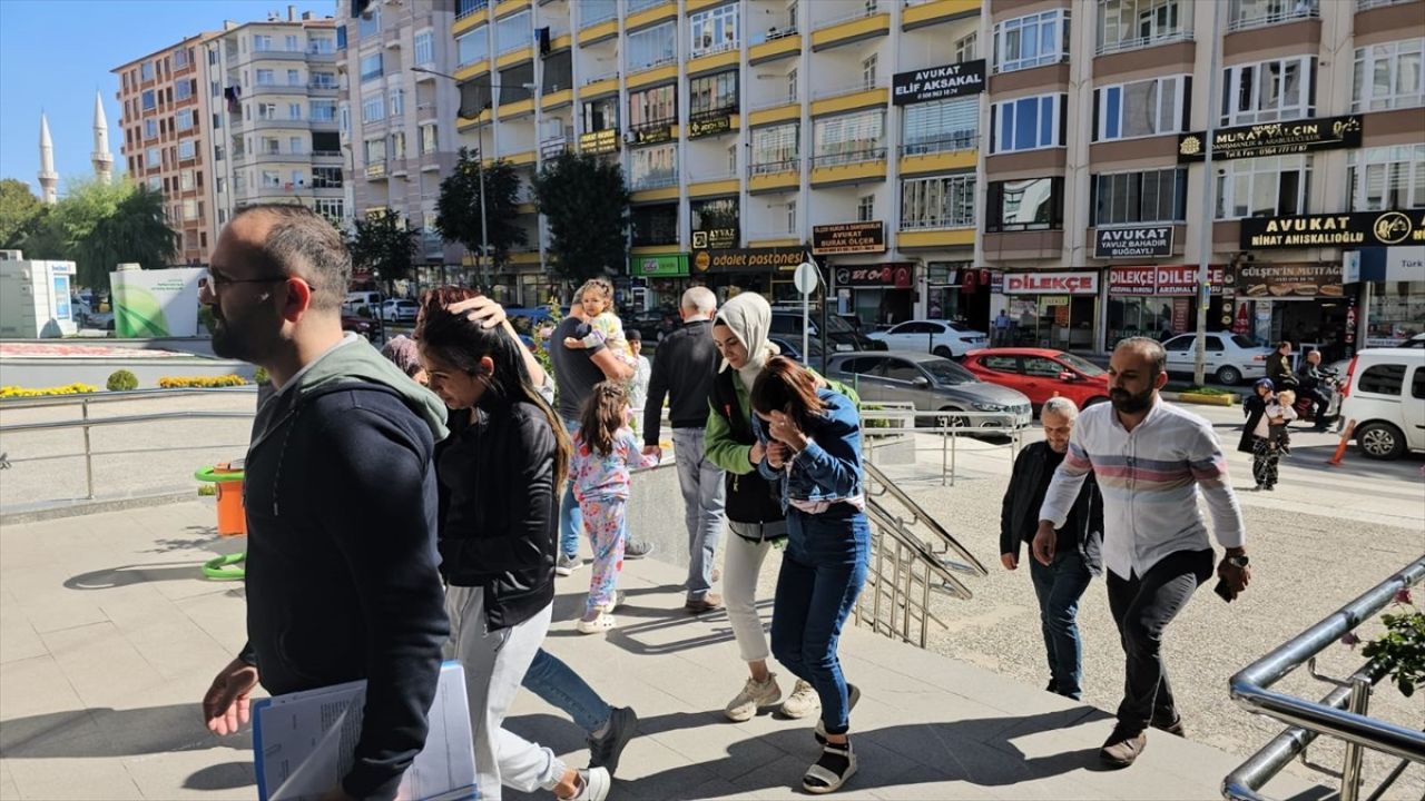 Çorum'da Hırsızlık Şüphelileri Tutuklandı