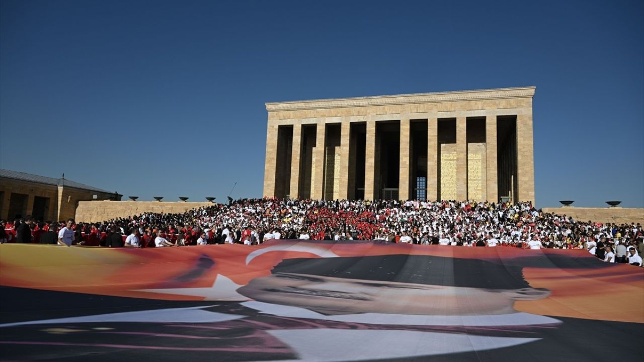 LÖSEV ve Lösemili Çocuklardan Anıtkabir Ziyareti