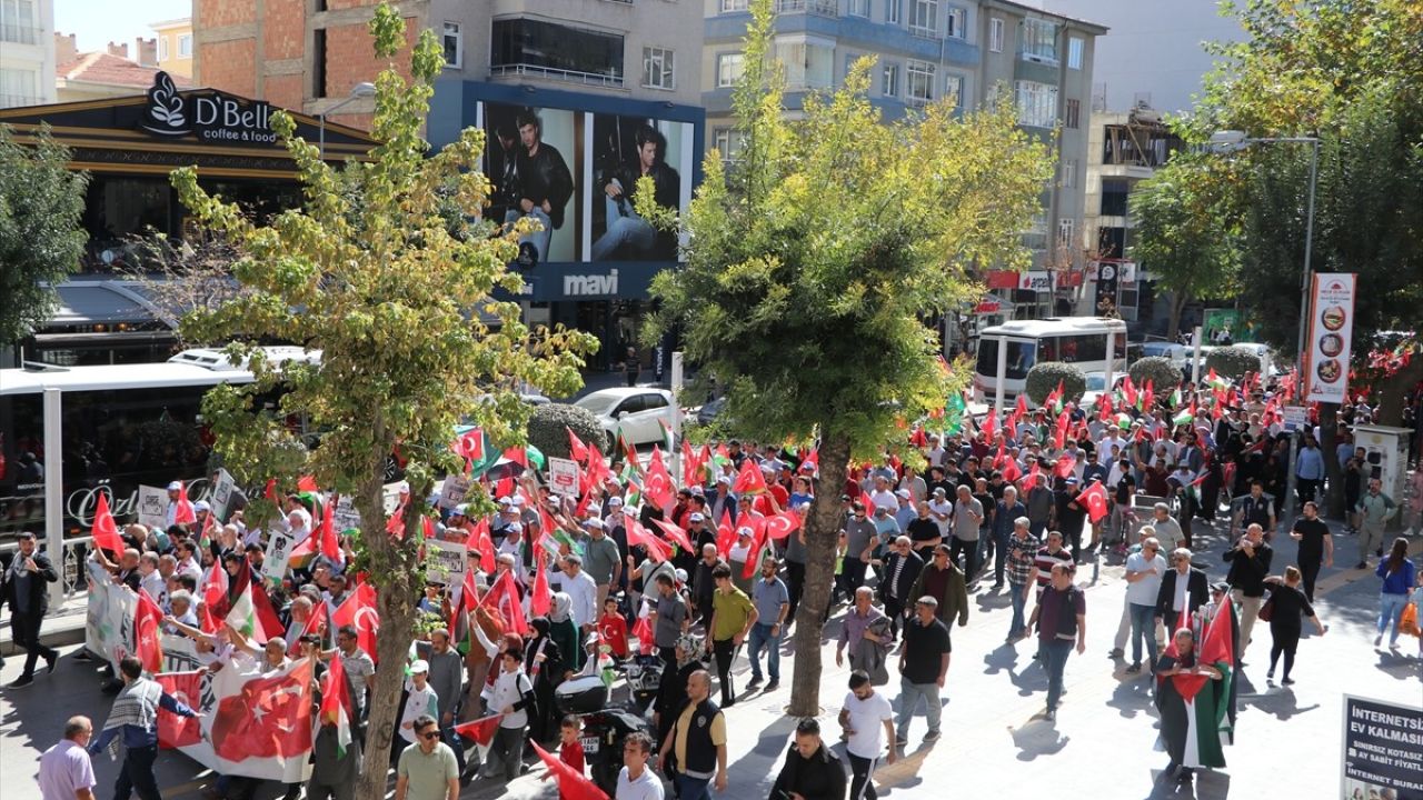 Kırıkkale ve Niğde'de Filistin için Protesto Gösterisi Düzenlendi