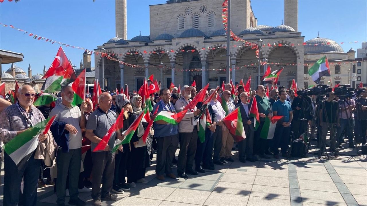 Konya'da İsrail'in Saldırılarına Karşı Protesto Mitingi