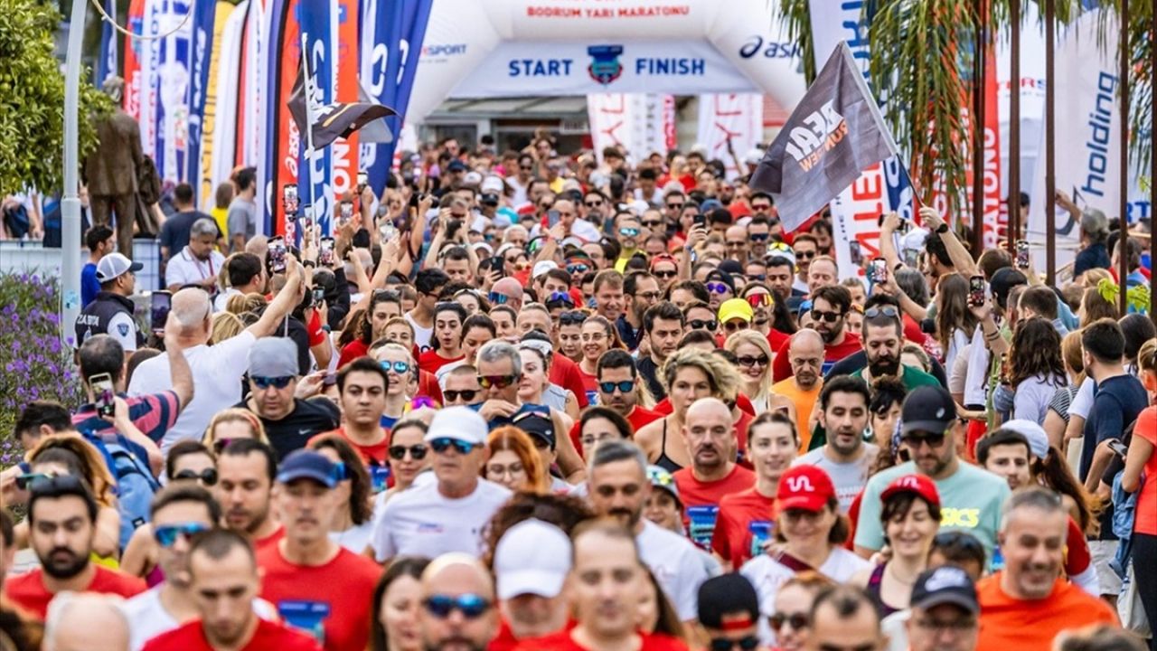 Bodrum'da 7. Intersport Asics Yarı Maratonu Coşkusu