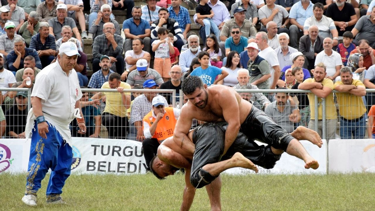 Turgutlu Yağlı Güreşleri'nde Şampiyon İsmail Balaban