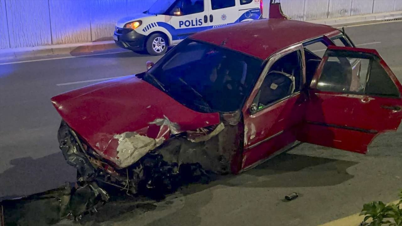 Gaziantep'te Trafik Kazasında Bir Can Kaybı, Dört Yaralı