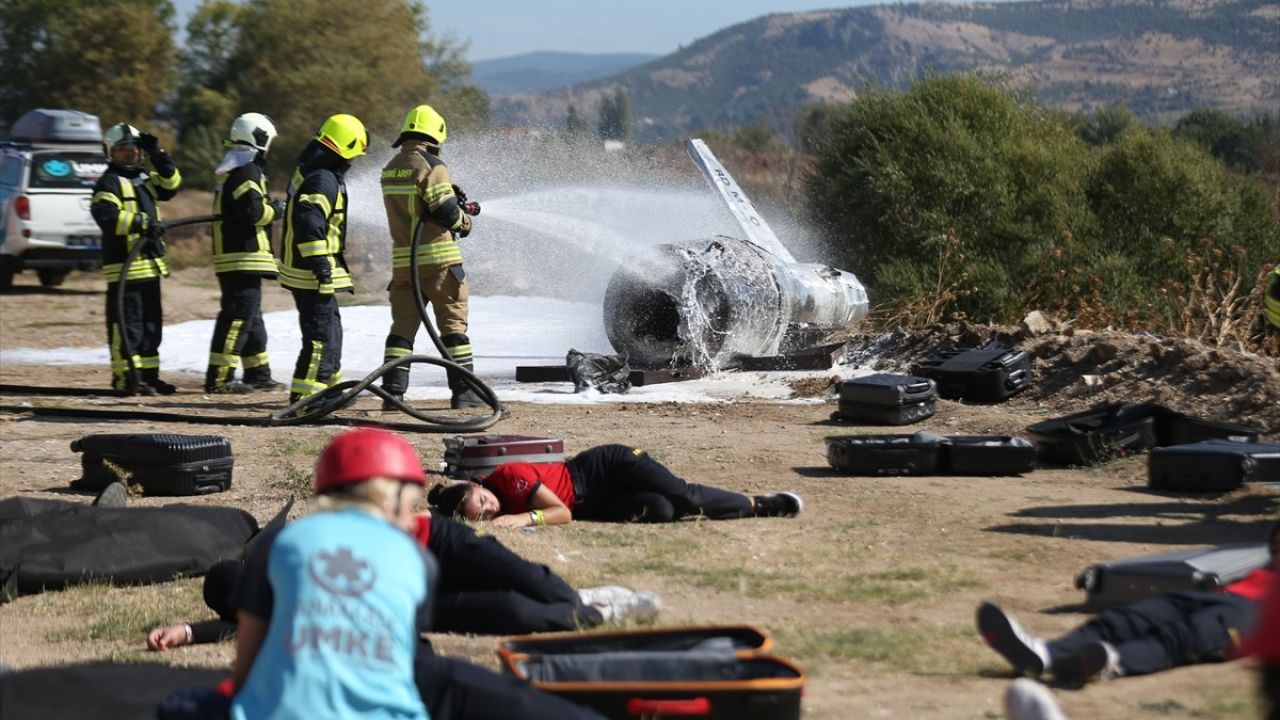 Çanakkale'de Uçak Kazası Senaryolu Tatbikat Gerçekleştirildi