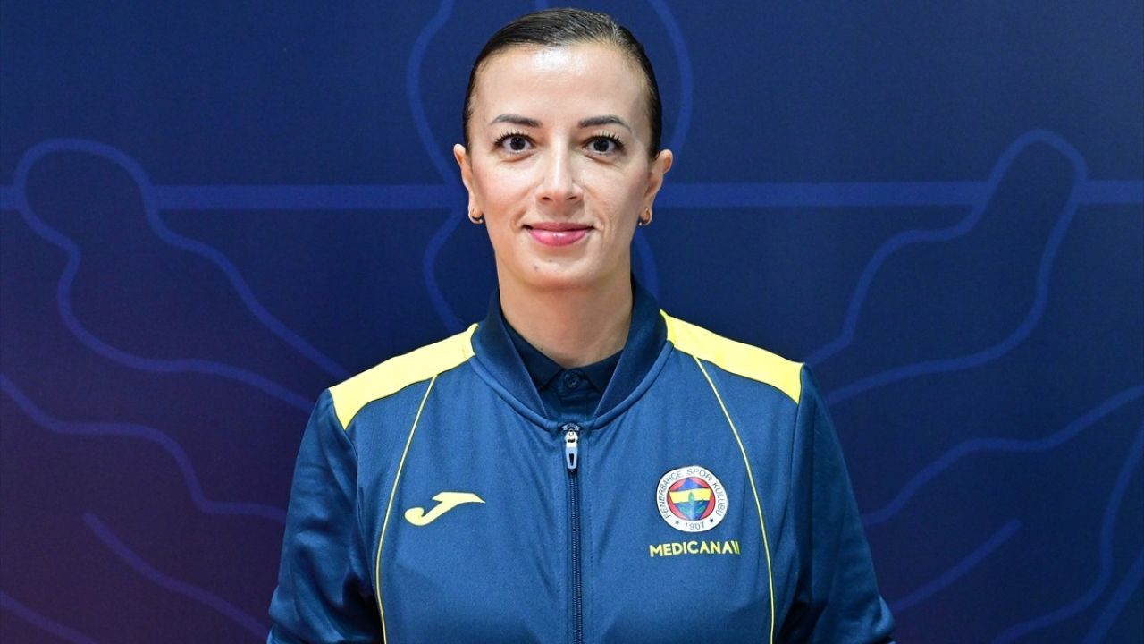 Pelin Çelik, A Milli Takım ve Fenerbahçe İçin Yoğun Çalışıyor