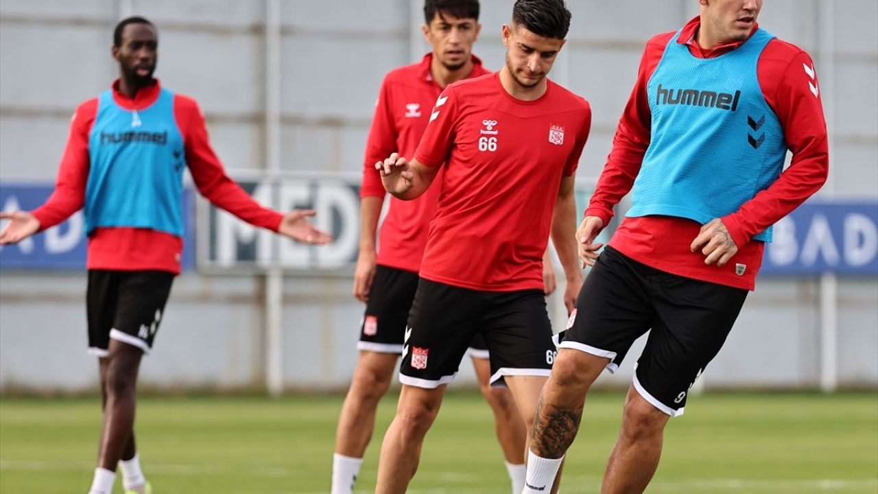 Sivasspor Hatayspor Maçına Hazırlanıyor