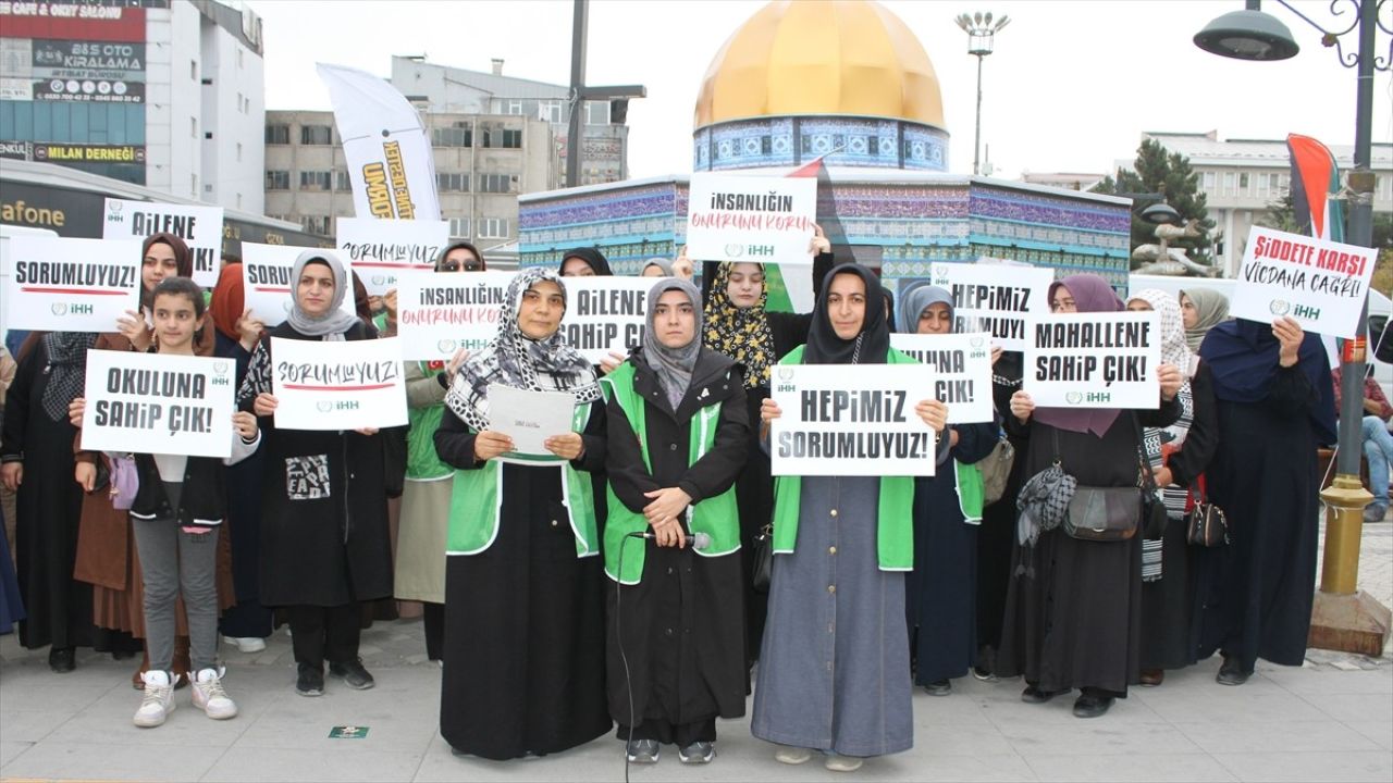 Van'da Kadına Yönelik Şiddet Protestosu