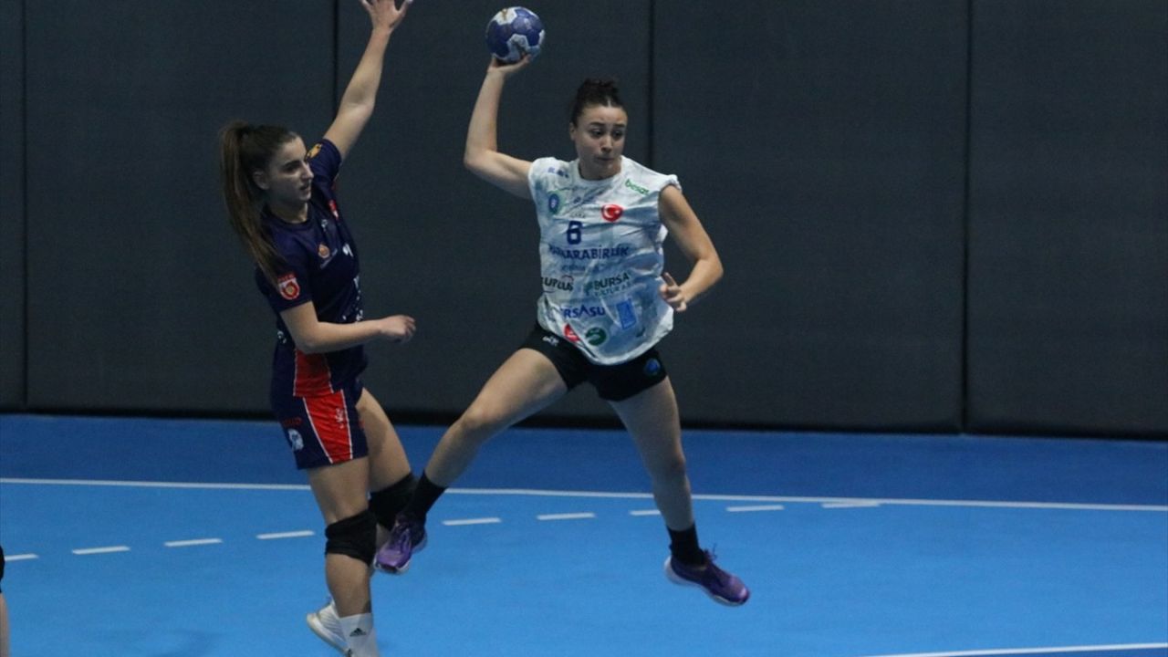 Bursa Büyükşehir Belediyespor, EHF Kadınlar Avrupa Kupası'nda Tur Atladı