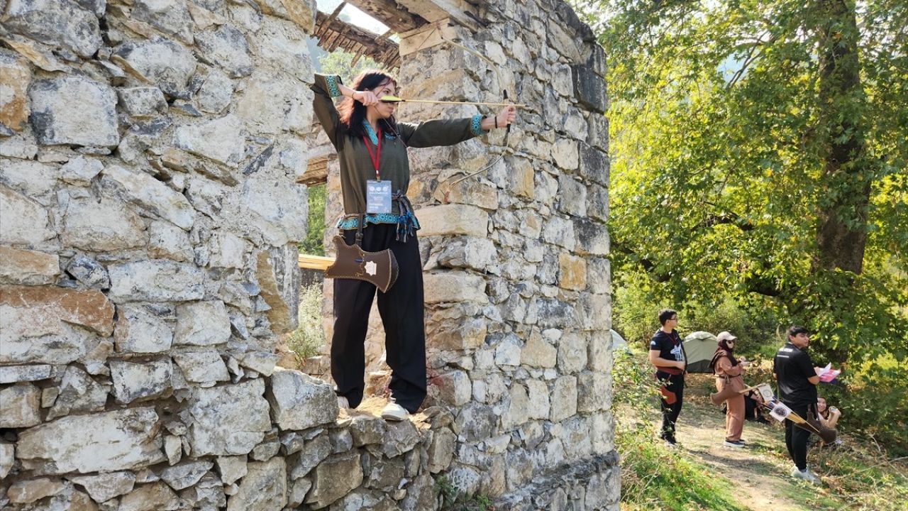 Adana'da Geleneksel Türk Okçuluğu Belemedik Kupası Başladı