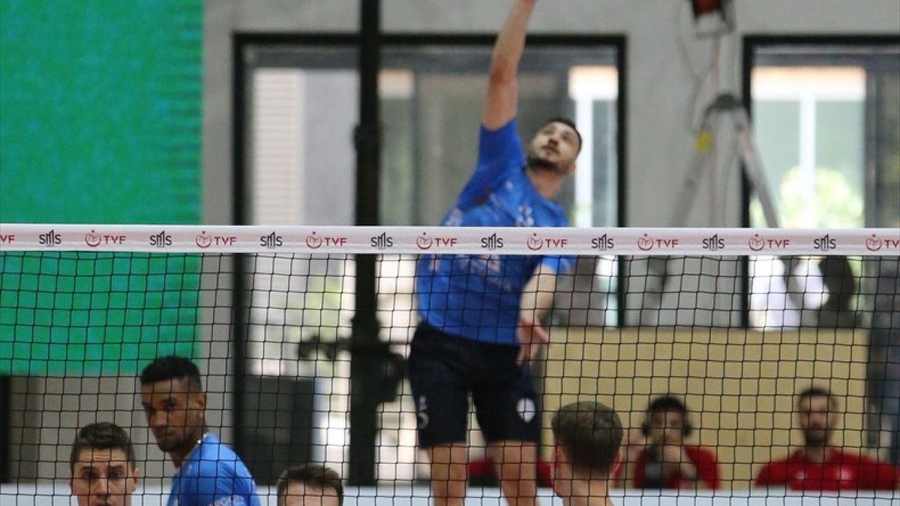 Voleybolda Heyecan Dolu Karşılaşma: ON Hotels Alanya Belediyespor 3 - Altekma 2