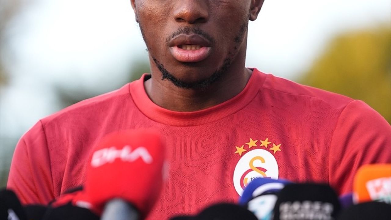 Victor Osimhen, Galatasaray'daki Mutluluğunu Paylaştı