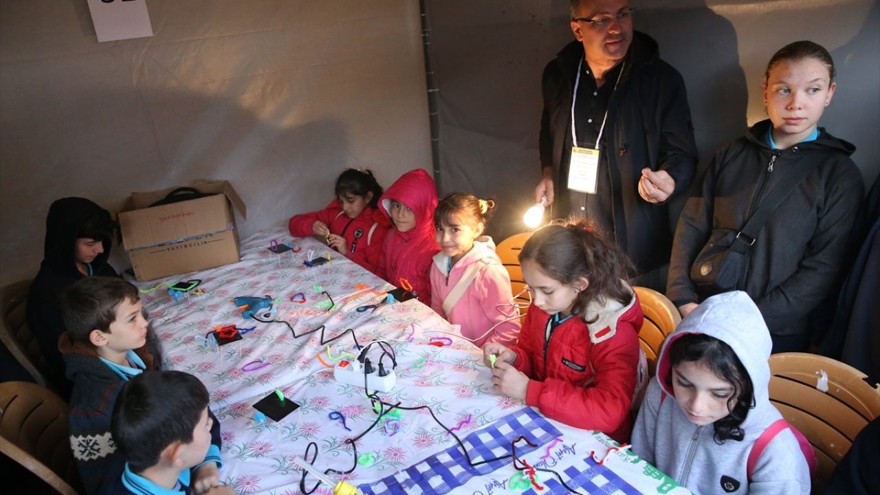 Kastamonu'da Bilim Şenliği Coşkusu Başladı