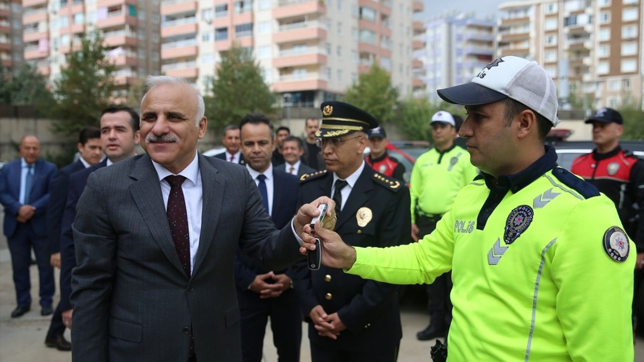 Diyarbakır Emniyet Müdürlüğü'ne 50 Yeni Araç Tahsis Edildi