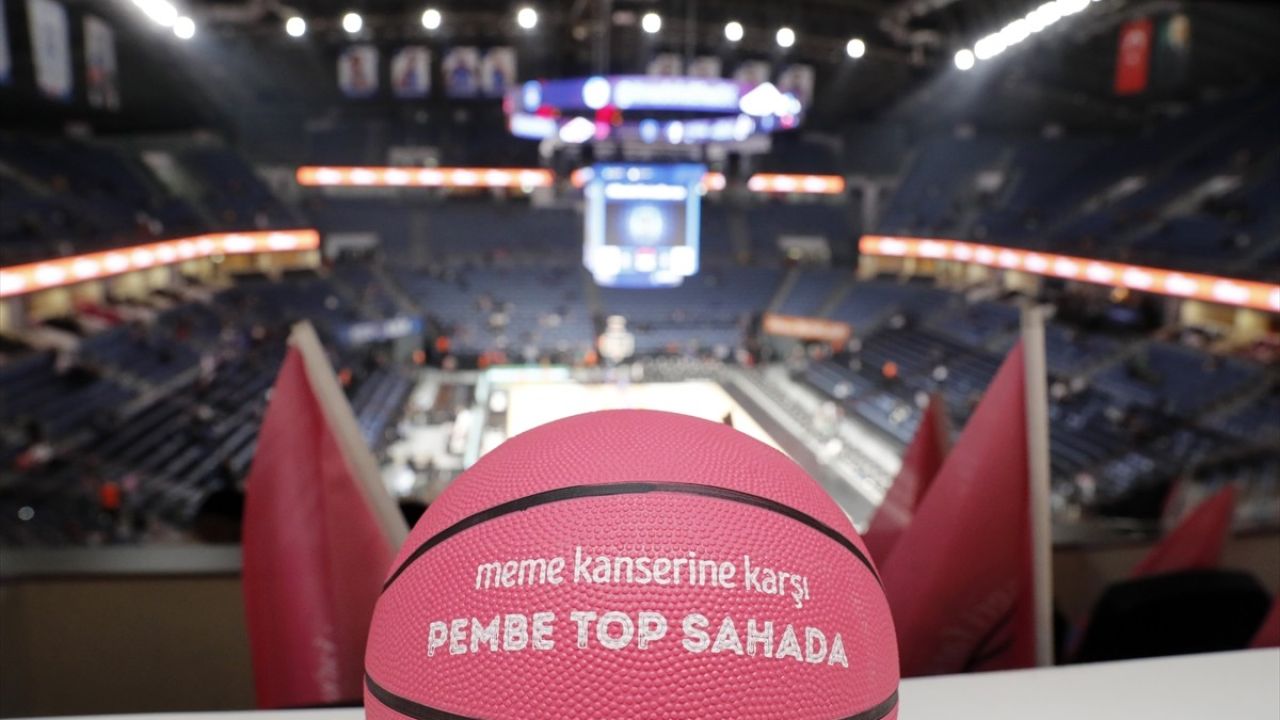 Pembe Top Sahada Projesi, Boyner'in Destekleriyle Devam Ediyor