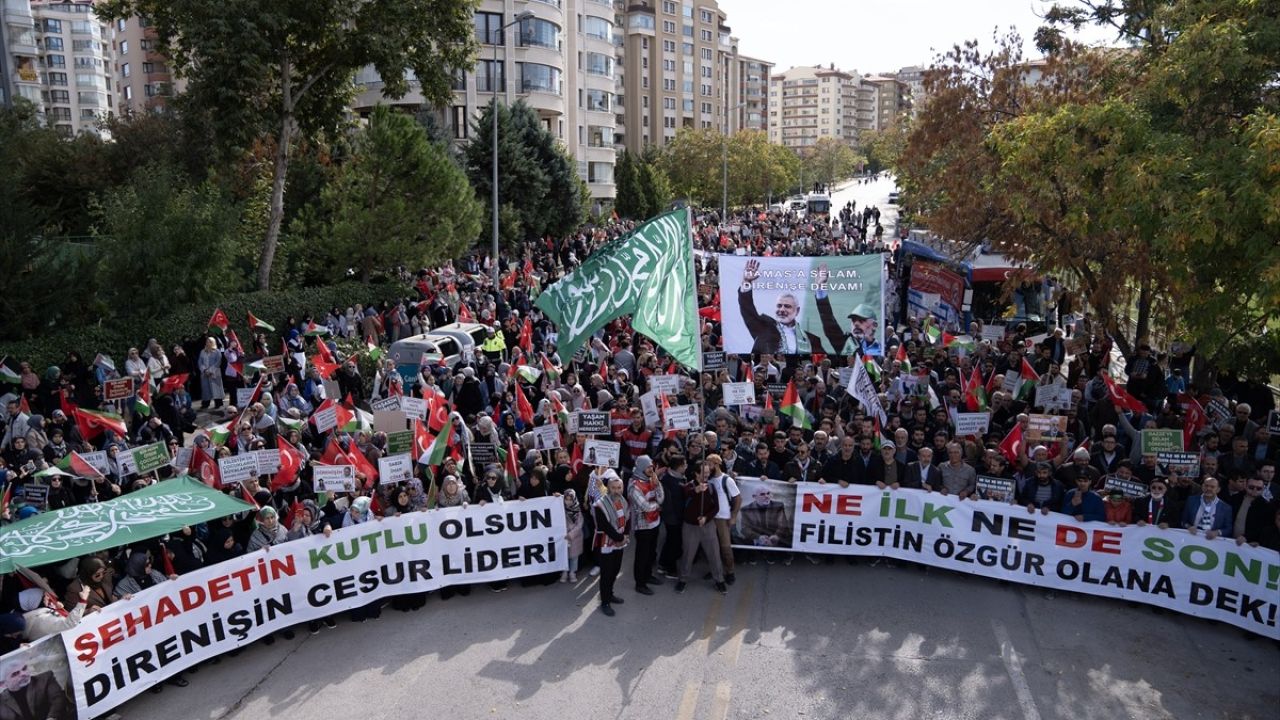 Yahya Sinvar İçin Gıyabi Cenaze Namazı Ankara'da İcra Edildi