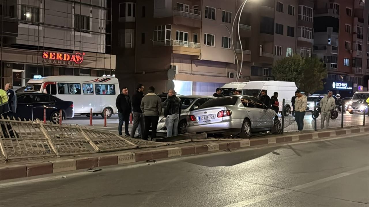 Afyonkarahisar'da Zincirleme Trafik Kazası