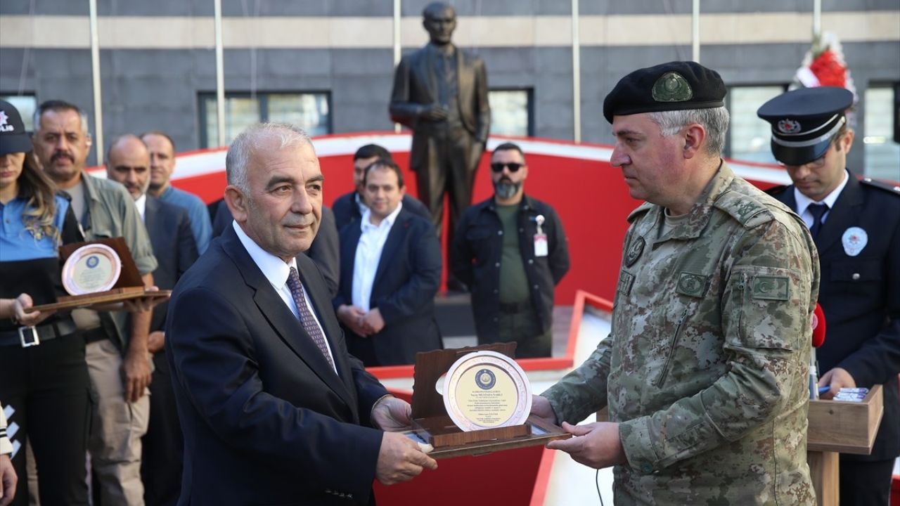 Kahramanmaraş'ta Polis Araçlarının Hizmete Alım Töreni