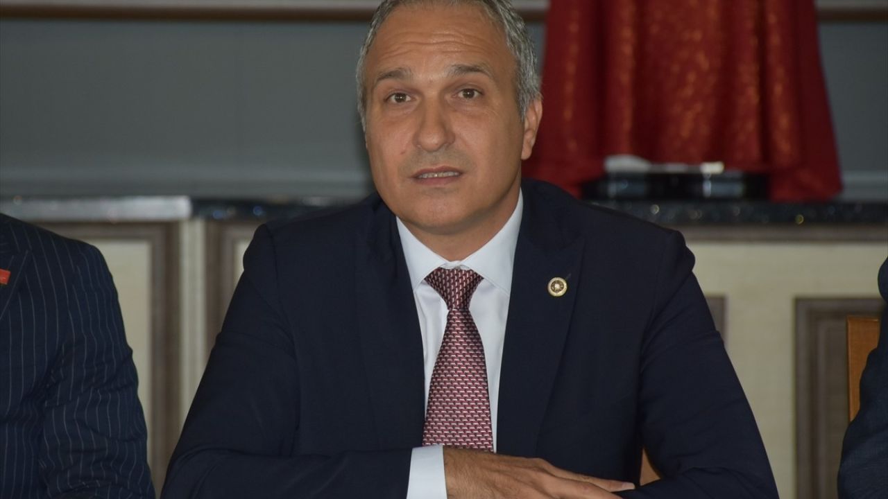 CHP Genel Başkan Yardımcısı Özçağdaş Ordu'da Eğitim Sorunlarını Yüzeye Çıkardı