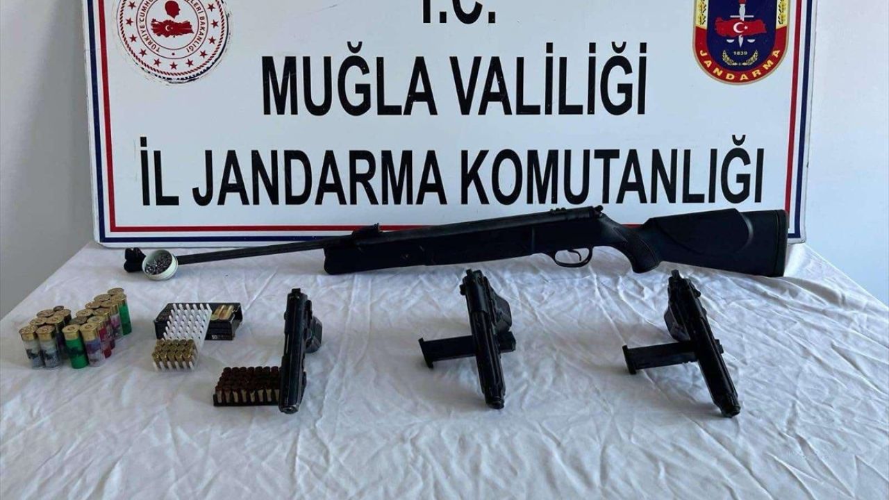 Muğla'da Uyuşturucu ve Silah Operasyonu: 11 Gözaltı