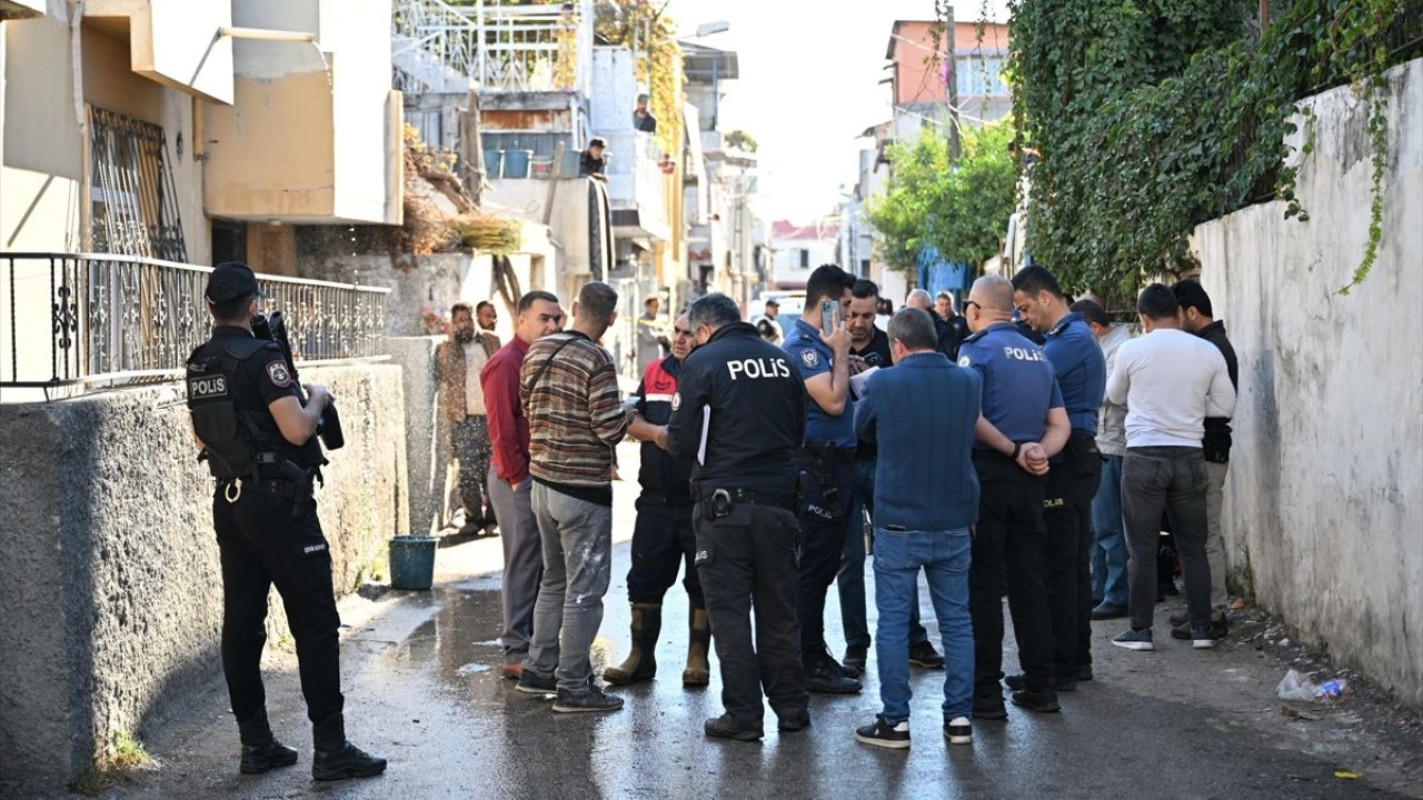 Adana'daki Yangında 3 Çocuğunu Kaybeden Anne Gözaltına Alındı