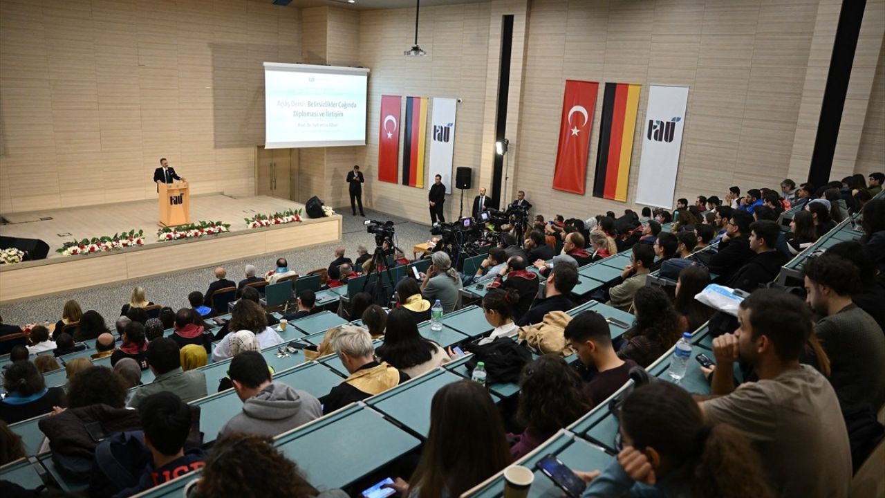 Cumhurbaşkanlığı İletişim Başkanı Fahrettin Altun'un Türk-Alman Üniversitesi Konuşması