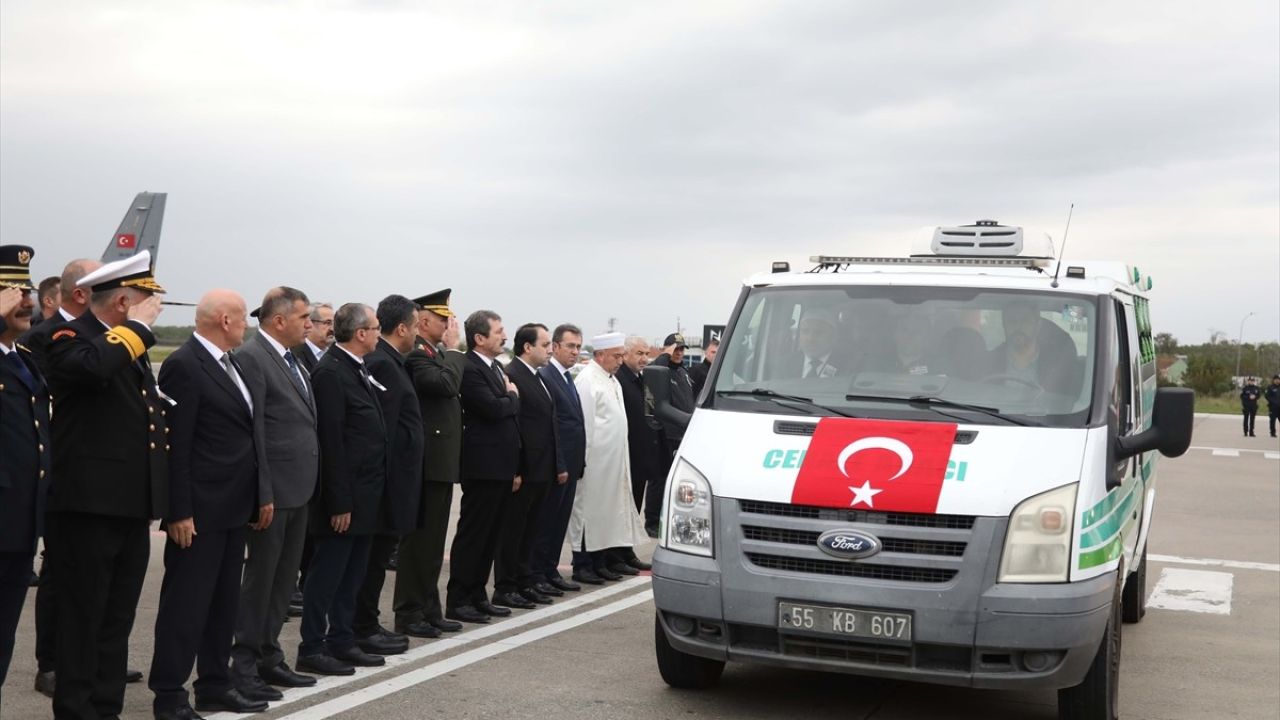 Şehit Sözleşmeli Er Kander Babür'ün Naaşı Samsun'a Getirildi