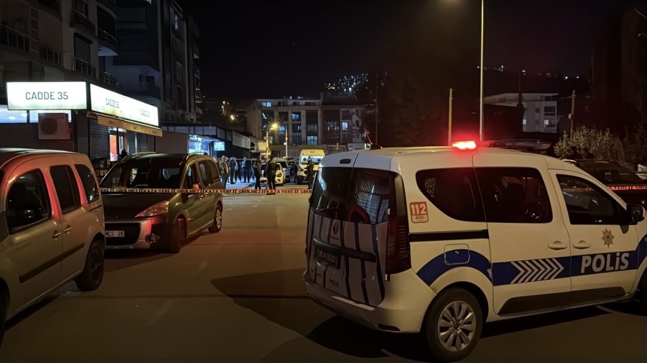 İzmir'de Silahlı Kavga Sonucu Polis Memuru Hayatını Kaybetti